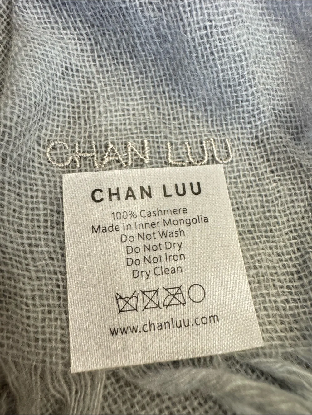 Chan Luu 100% Cashmere Scarf Wrap 56x58 Oversized Square Ombre Blue Gray Green